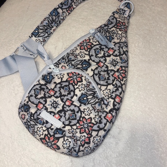Vera Bradley Essential Backpack Sling Lisbon Medallion Print - Picture 2 of 5
